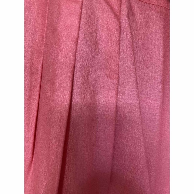 エナメルベルト付き　ひざ丈フレアスカート レディースのスカート(ひざ丈スカート)の商品写真