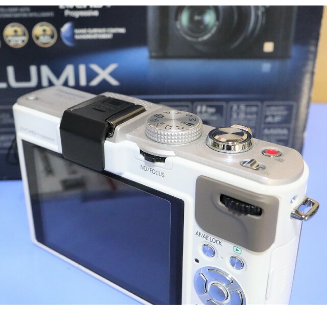 Panasonic デジカメ LUMIX LX DMC-LX7-W