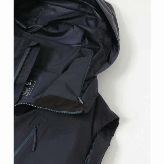 URBAN RESEARCH(アーバンリサーチ)の【NAVY】DAIWA LIFE STYLE DOWN VEST GORE-TEX メンズのジャケット/アウター(ダウンジャケット)の商品写真