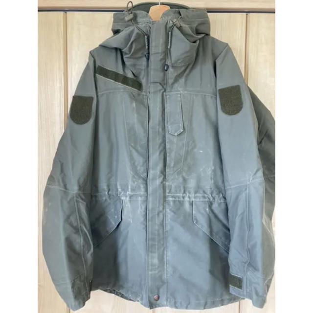 オーストリア軍 GORE-TEX フィールドパーカ-