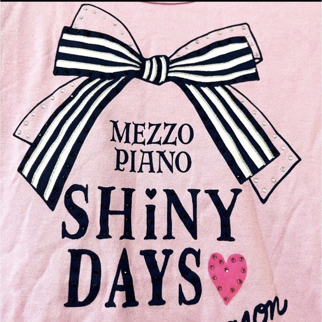 mezzo piano(メゾピアノ)の150 Mezzo Piano メゾピアノ  リボン　ラインストーン　Tシャツ キッズ/ベビー/マタニティのキッズ服女の子用(90cm~)(Tシャツ/カットソー)の商品写真