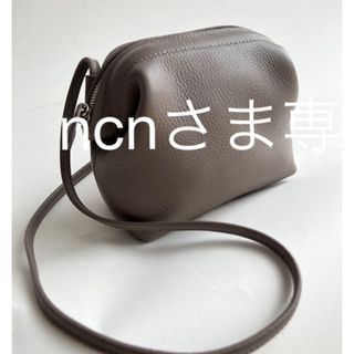 SLOBE IENA(ショルダーバッグ ・ ベージュ系)のフリマアイテム一覧 SLOBE IENA(ショルダーバッグ ・ ベージュ系)のフリマアイテム一覧