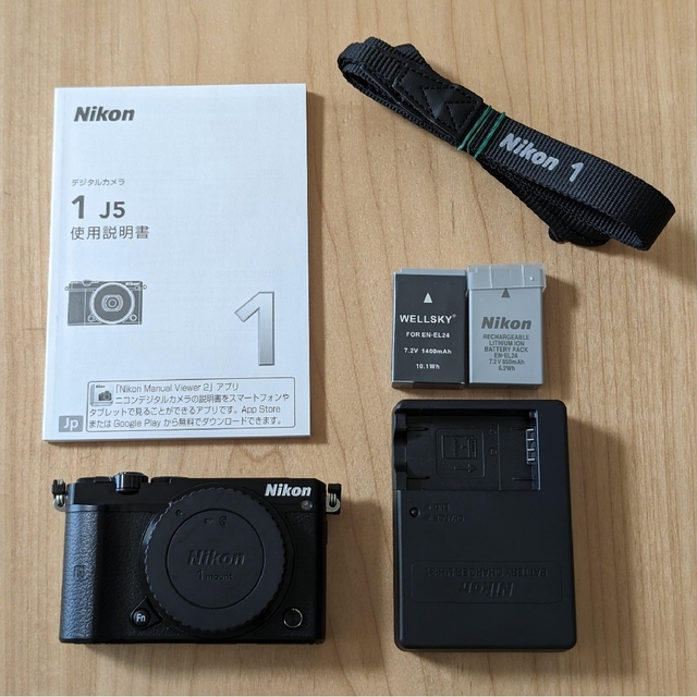 ニコン Nikon 1 J5 ブラック 8