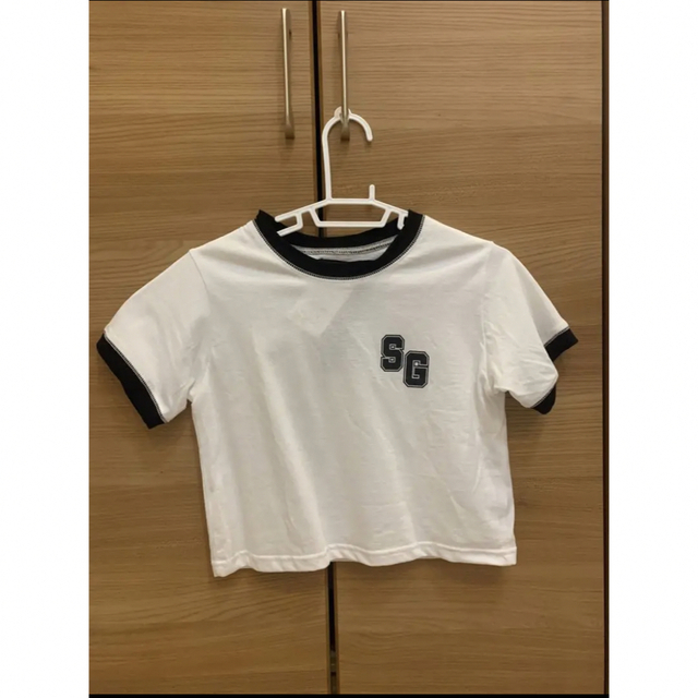 【未着用・新品】リンガーショート丈Tシャツ レディースのトップス(Tシャツ(半袖/袖なし))の商品写真