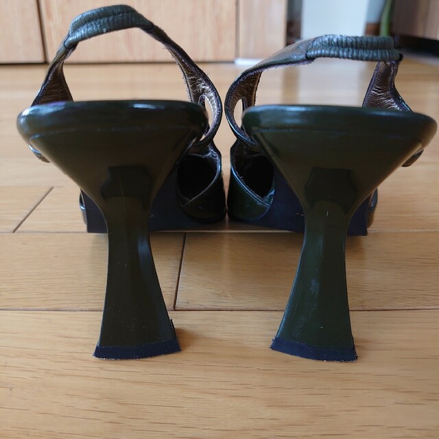 Kitamura(キタムラ)のKITAMURA スクエアトゥパンプス レディースの靴/シューズ(ハイヒール/パンプス)の商品写真