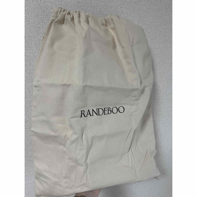 RANDEBOO(ランデブー)のRandeboo バケットバッグ　(アイボリー) レディースのバッグ(トートバッグ)の商品写真