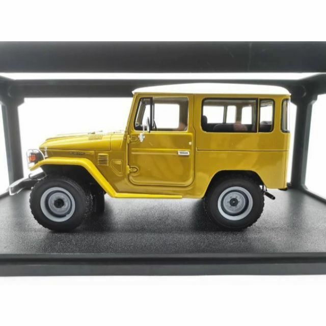 ミニカー CULT 1/18 トヨタ ランドクルーザー FJ40 イエロー