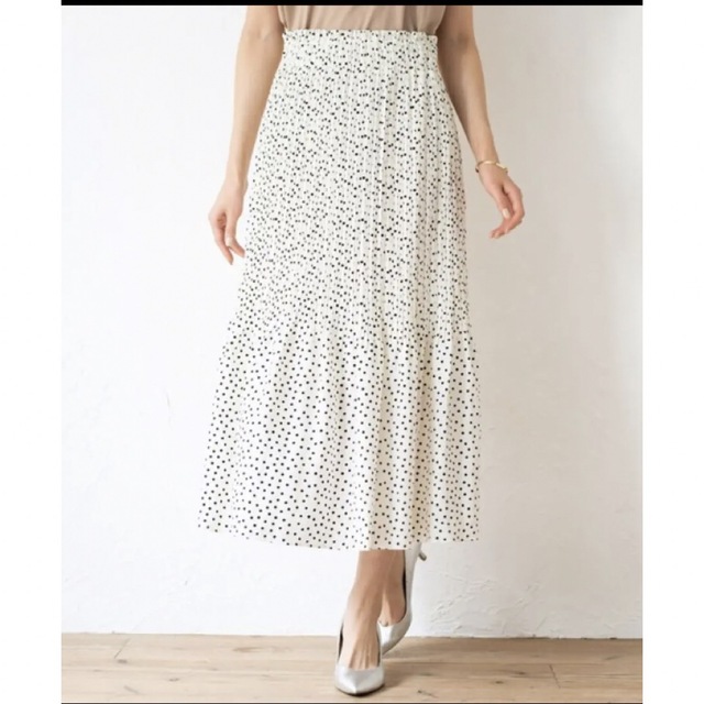 Loungedress(ラウンジドレス)の1回着 ラウンジドレス ドット プリーツ ロングスカート ホワイト  レディースのスカート(ロングスカート)の商品写真