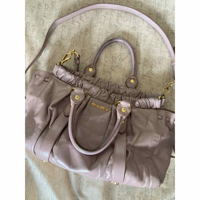 【美品】miumiu ハンドバッグ　ショルダーストラップ　ピンク