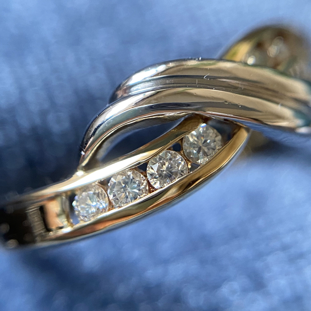 専用になりました⭐️  k18/pt900   ウェーブ  ダイヤモンド リング レディースのアクセサリー(リング(指輪))の商品写真