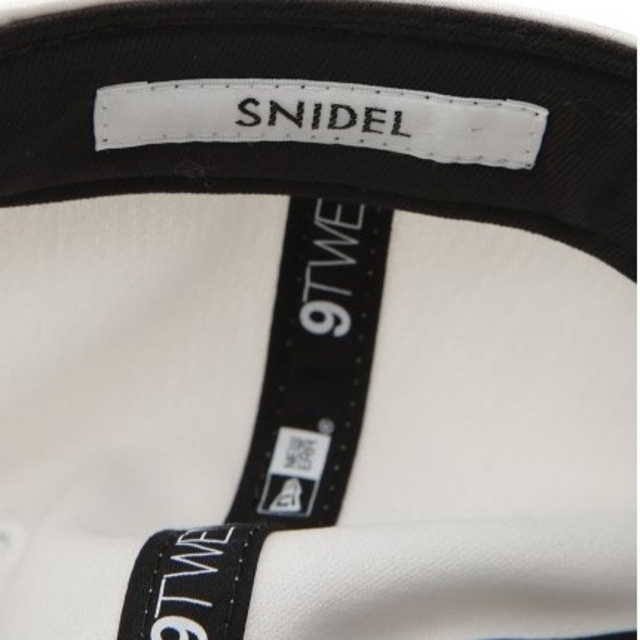 SNIDEL(スナイデル)の【 SNIDEL | NEW ERA® 】 コラボキャップ アイボリー メンズの帽子(キャップ)の商品写真