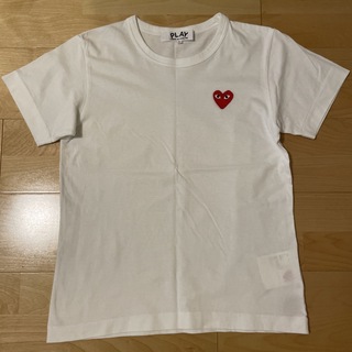 コムデギャルソン(COMME des GARCONS)のコムデギャルソンプレイ　ロゴTシャツ(Tシャツ(半袖/袖なし))