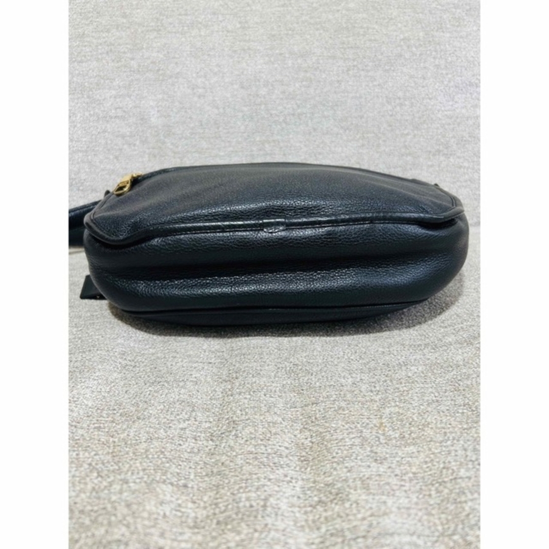 LOEWE ロエベ ヘリテージ ショルダーバッグ 斜め掛け レザー LOEWE ロエベ ヘリテージ ショルダーバッグ 斜め掛け レザー