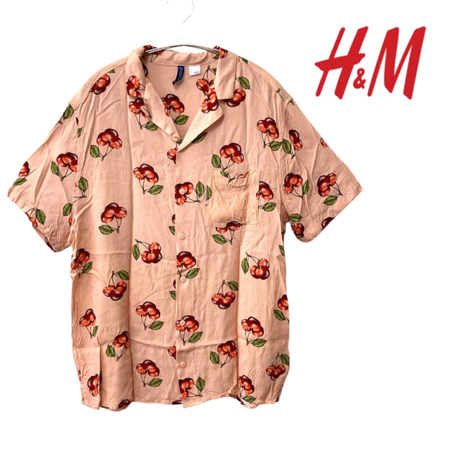 H&M(エイチアンドエム)の【美品】H&M  エイチアンドエム　チェリー　シャツ　さくらんぼ　アロハシャツ メンズのトップス(シャツ)の商品写真
