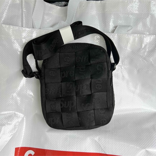 Supreme(シュプリーム)のWoven Shoulder Bag メンズのバッグ(ショルダーバッグ)の商品写真