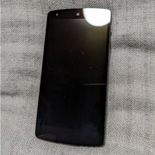 Google Nexus(グーグルネクサス)のGoogle Nexus5 LG-D821 本体 スマホ/家電/カメラのスマートフォン/携帯電話(スマートフォン本体)の商品写真
