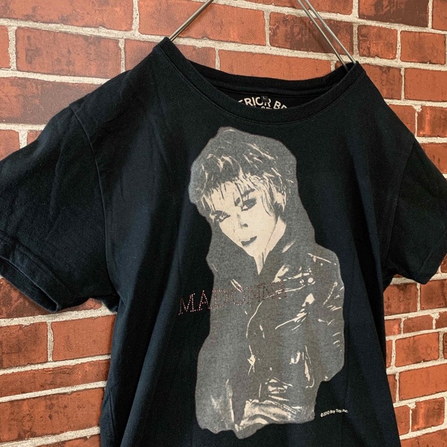 MUSIC TEE(ミュージックティー)の【激レア】MADONNA マドンナ　両面プリント　バンドTシャツ 半袖　古着 メンズのトップス(Tシャツ/カットソー(半袖/袖なし))の商品写真