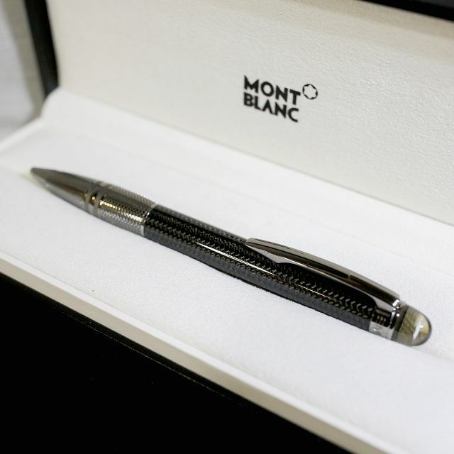 MONTBLANC(モンブラン)の【レア美品】モンブラン スターウォーカー ボールペン アルティメットカーボン インテリア/住まい/日用品の文房具(ペン/マーカー)の商品写真