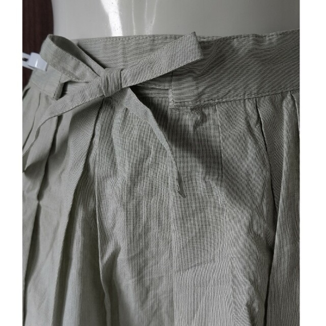 IENA(イエナ)のwic IENA 淡いグリーンのひざ丈スカート レディースのスカート(ひざ丈スカート)の商品写真