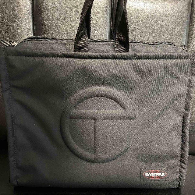 EASTPAK(イーストパック)のtelfer eastpak バッグ メンズのバッグ(ショルダーバッグ)の商品写真