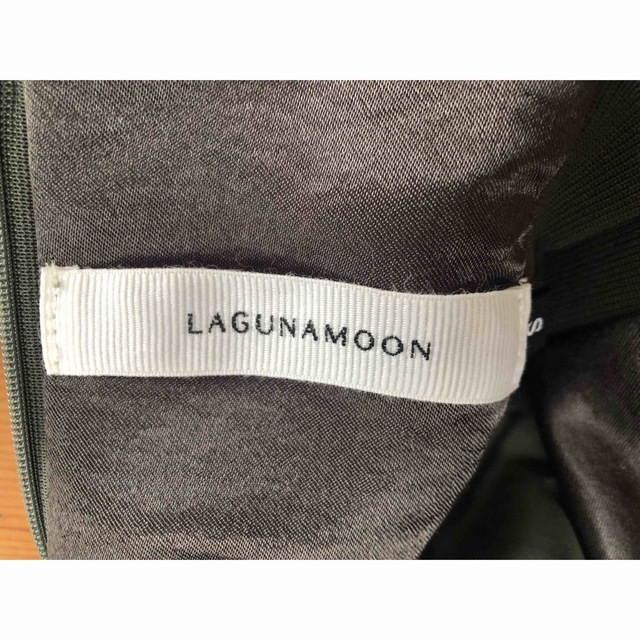 LagunaMoon(ラグナムーン)のlagunamoon ロング　サテン　スカート レディースのスカート(ロングスカート)の商品写真