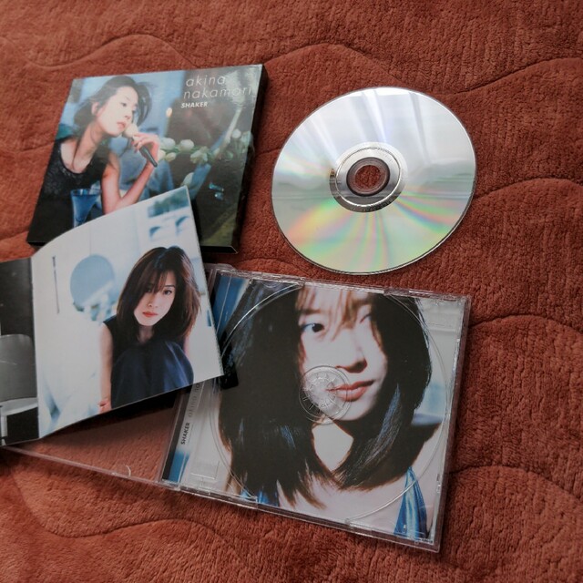 Victor(ビクター)のm【CD】 中森明菜 ／ SHAKER エンタメ/ホビーのCD(ポップス/ロック(邦楽))の商品写真