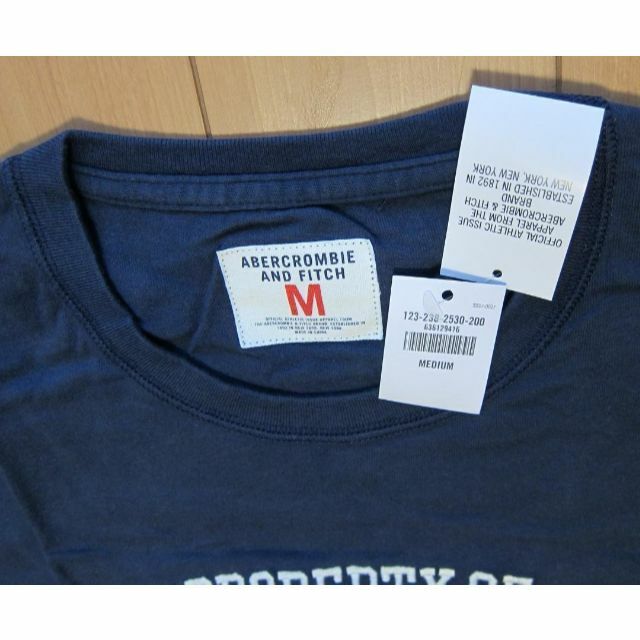 Abercrombie&Fitch(アバクロンビーアンドフィッチ)の新品 アバクロンビー&フィッチ Tシャツ US Mサイズ メンズのトップス(Tシャツ/カットソー(半袖/袖なし))の商品写真