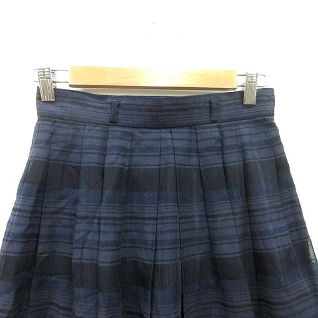 prideglide(プライドグライド)のprideglide フレアスカート ひざ丈 ボーダー 36 紺 ネイビー レディースのスカート(ひざ丈スカート)の商品写真