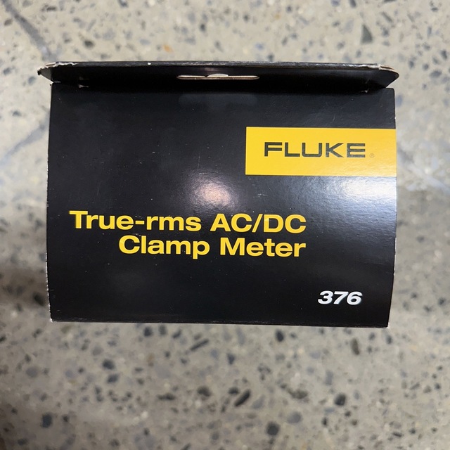 FLUKE True-rms AC/DC Clamp Meter 376 スポーツ/アウトドアの自転車(工具/メンテナンス)の商品写真