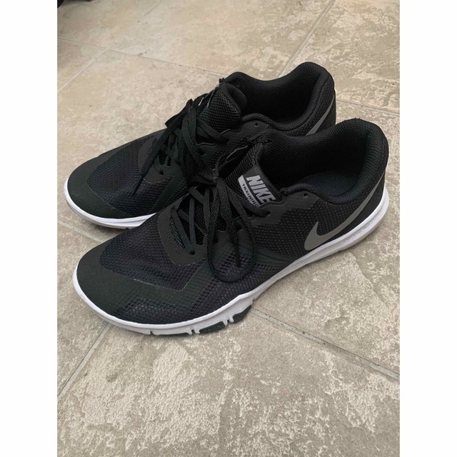 NIKE  スニーカー　(28㎝)