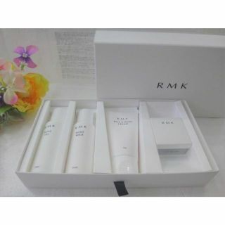 アールエムケー(RMK)の★数量限定 RMK ボディケアキット★(ボディローション/ミルク)