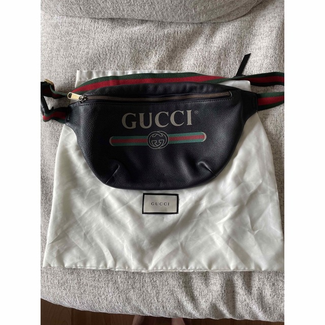 最新作大人気 Gucci GUCCIボディーバッグ ヴィンテージロゴショルダーバッグの通販 by リイ's shop｜グッチならラクマ 