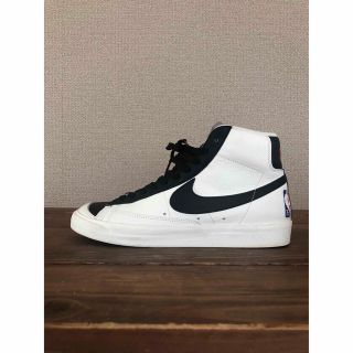 ナイキ(NIKE)の美品 ナイキNBA×Nike Blazer Mid 77EMB(スニーカー)