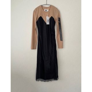 送料無料(北海道・沖縄県除く!) 【新品】MM6 MaisonMargiela サテン