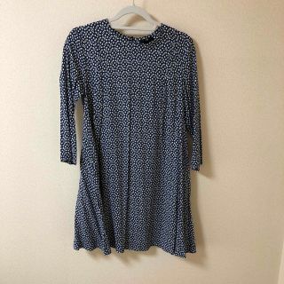 エイチアンドエム(H&M)のＨ&Mワンピース(ひざ丈ワンピース)