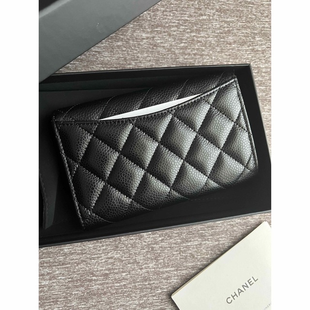 新品 未使用 CHANEL シャネル ミディアム 財布