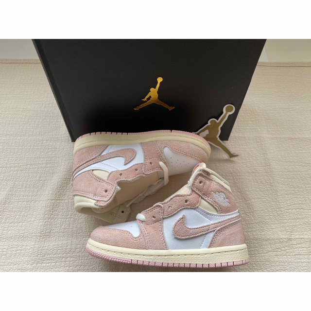 Jordan Brand（NIKE）(ジョーダン)のAir Jordan1 Retro High OG "Washed Pink"  キッズ/ベビー/マタニティのベビー靴/シューズ(~14cm)(スニーカー)の商品写真