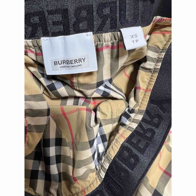 BURBERRY(バーバリー)のバーバリー　レギンス レディースのレッグウェア(レギンス/スパッツ)の商品写真