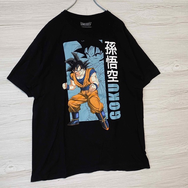 ドラゴンボール(ドラゴンボール)の【入手困難】ドラゴンボール　Tシャツ　XLサイズ　海外　一点物　キャラクター メンズのトップス(Tシャツ/カットソー(半袖/袖なし))の商品写真