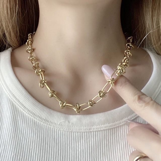 new【ゴールド】ステンレス シンプルなノットチェーン ネックレス