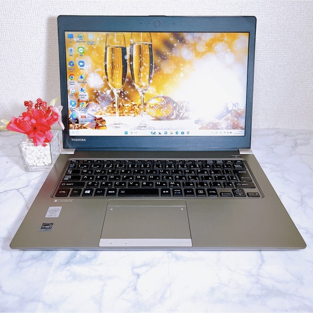 美品✨すぐに使えるノートパソコン✨爆速SSD✨薄型軽量✨Windows11✨i5-