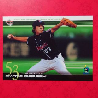 トウキョウヤクルトスワローズ(東京ヤクルトスワローズ)のプロ野球カード 五十嵐亮太投手2004(野球/サッカーゲーム)