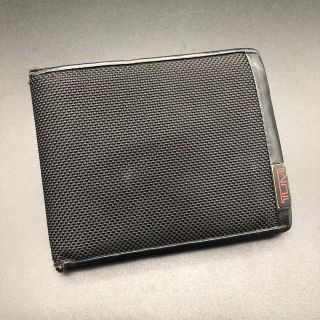 トゥミ(TUMI)の即決 TUMI トゥミ 二つ折り財布(折り財布)