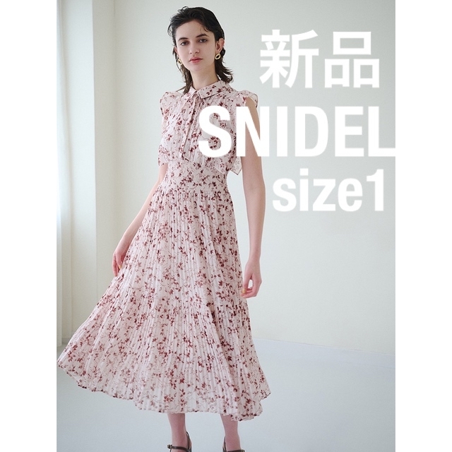 スナイデル新品カラーSNIDEL❤️Sustainableフリルプリーツワンピース❤️PBEG