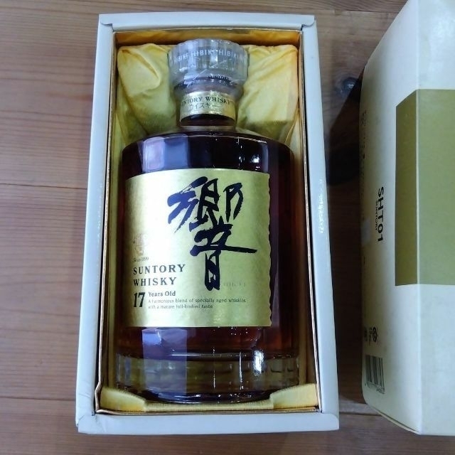 未開封 サントリー 響 17年 750ml 両面ゴールドラベル - 酒