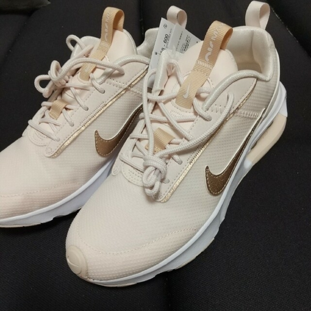 NIKE❗ナイキ  AIR MAX INTRLK❗ライト 新品未使用❗タグ付き❗