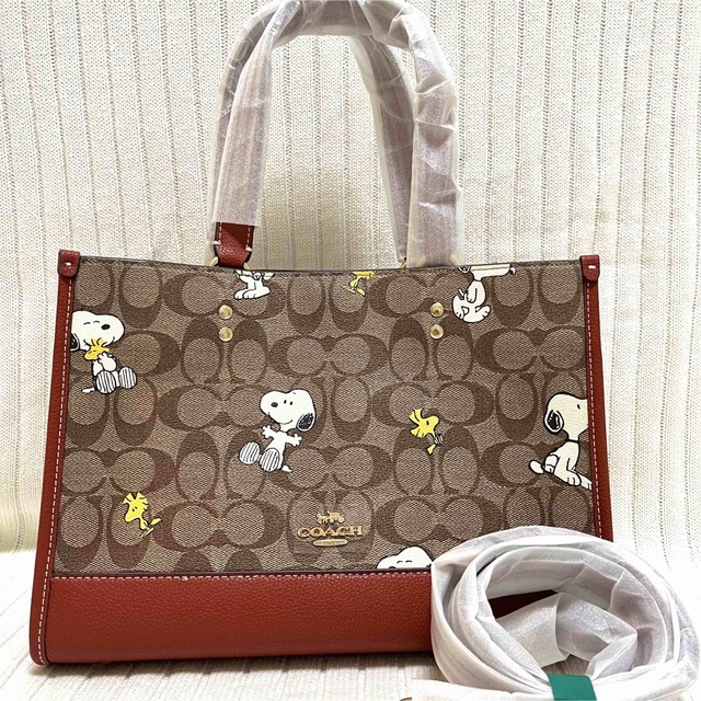 COACH   新品未使用COACH×PEANUTS コラボ トートバッグ スヌーピー