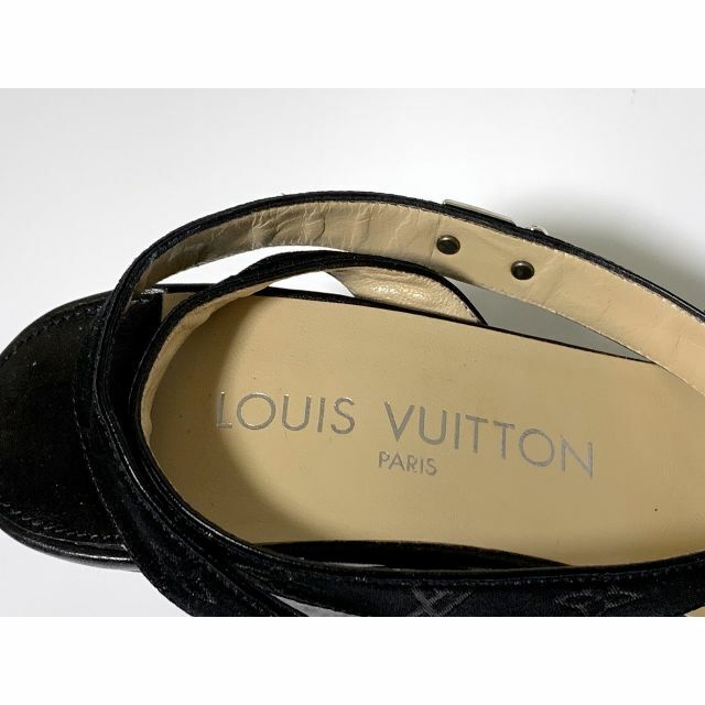 LOUIS VUITTON(ルイヴィトン)のLOUIS VUITTON ルイヴィトン 35≒22cm サンダル 黒 jtu レディースの靴/シューズ(サンダル)の商品写真
