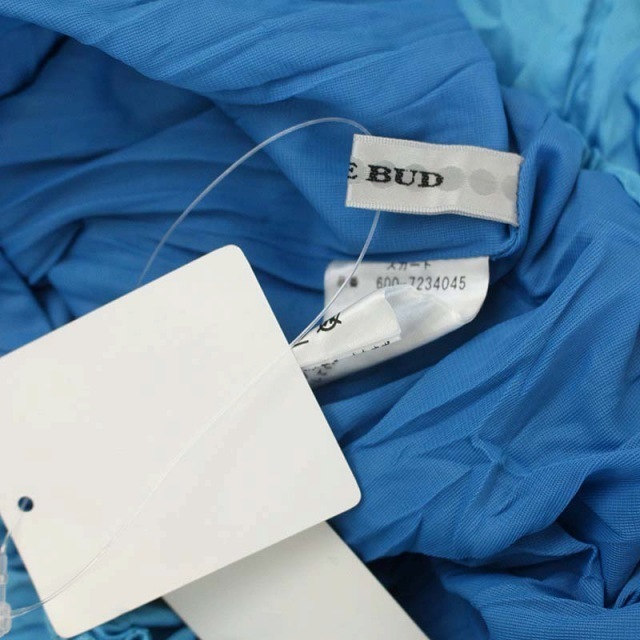 ROSE BUD(ローズバッド)のローズバッド サテンプリーツロングスカート フレア F ライトブルー /CM レディースのスカート(ロングスカート)の商品写真