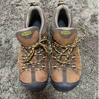 Keen　トレッキングシューズ　26㌢　登山　ハイキング　メンズ